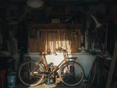 Guia Completo 2026: Como Fazer a Manutenção Básica da Sua Bicicleta em Casa