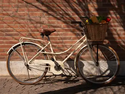 Quem Inventou a Bicicleta? A Fascinante Jornada da Inovação sobre Duas Rodas